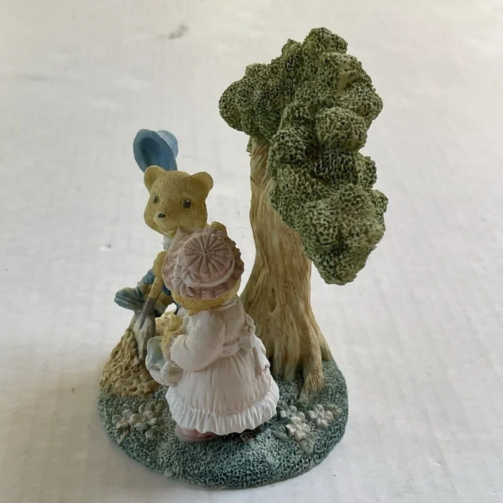 Decor Male Female Bears Under Tree Resting Picnic Resin Spring Flowers Home